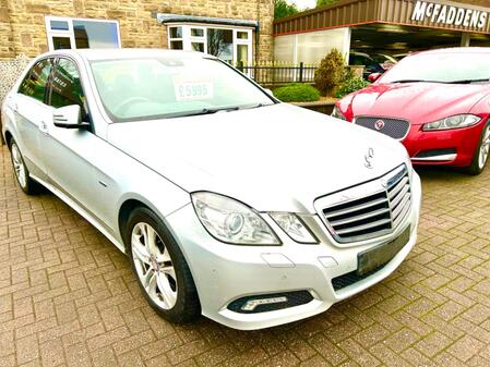 MERCEDES-BENZ E CLASS 3.0 E350 CDI V6 BlueEfficiency Avantgarde 