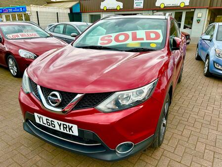 NISSAN QASHQAI 1.5 dCi N-Vision  AMAZING MPG -  ZERO ROAD TAX