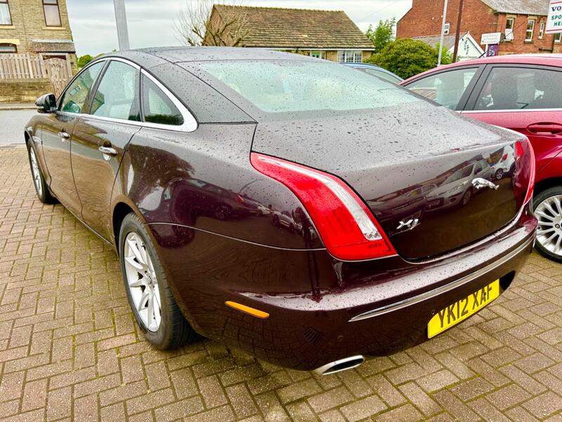 JAGUAR XJ