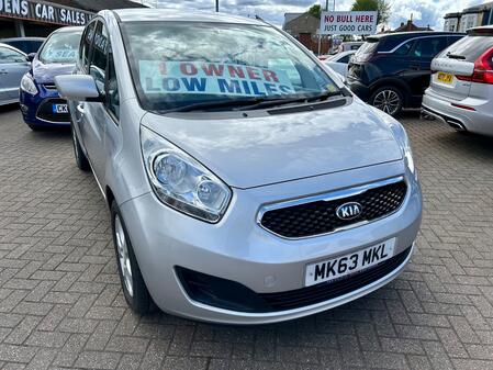 KIA VENGA 1.4 CRDi ONE LADY OWNED - 24,000 MILES !