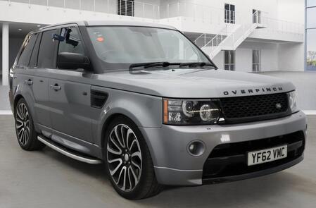 LAND ROVER RANGE ROVER SPORT 3.0 SD V6 HSE Red