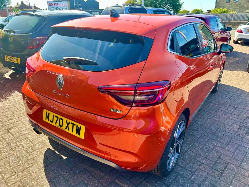 RENAULT CLIO