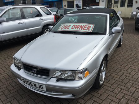 VOLVO C70 2.4 T GT CONVERTIBLE ONLY ONE OWNER WITH FULL VOLVO SERVICE HISTORY