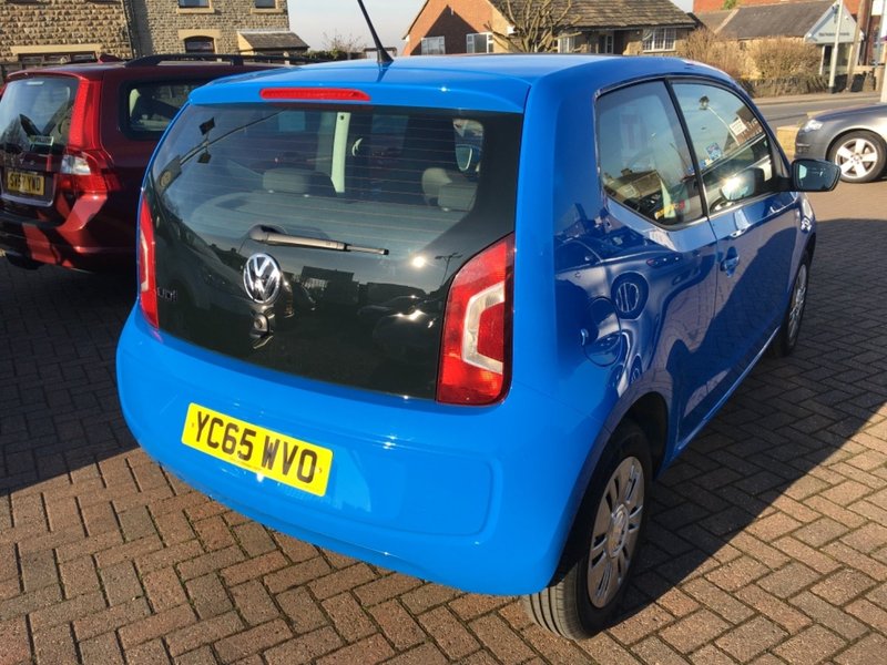 VOLKSWAGEN UP