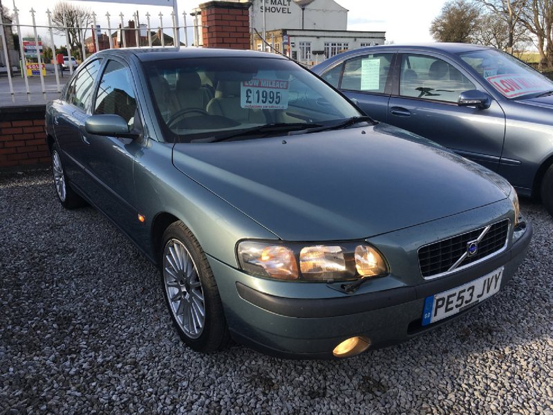 VOLVO S60