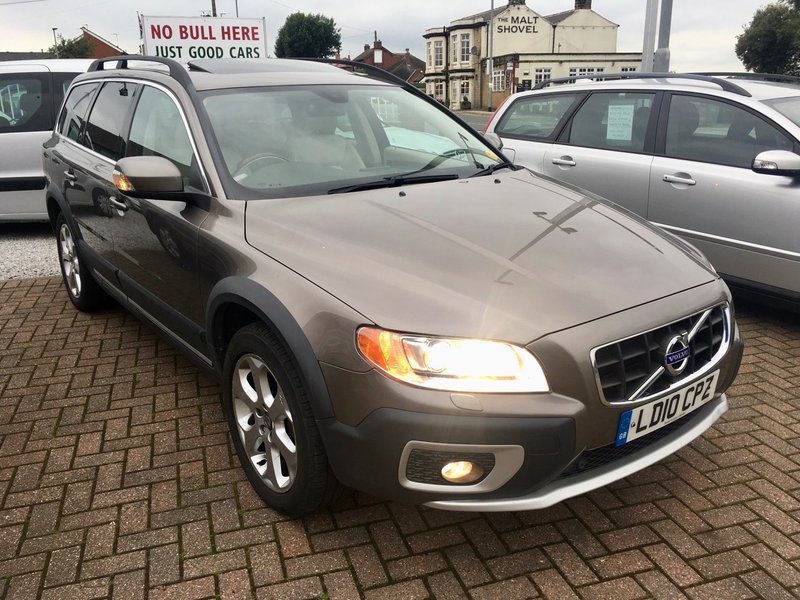 VOLVO XC70