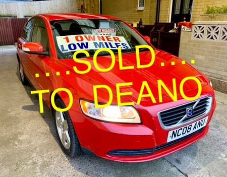 VOLVO S40 1.6 S **ONE OWNER FROM NEW AND ONLY 36,000 MILES WITH FULL SERVICE HISTORY**