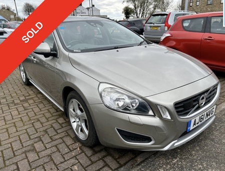 VOLVO V60 1.6D DRIVE SE 115 **FULL SERVICE HISTORY**AMAZING MPG AND ONLY £35 YEAR ROAD TAX**